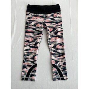 Lululemon Leggings Womens Size 4 Inspire Crop‎ Luxtreme Wamo Camo Pink Gym Yoga